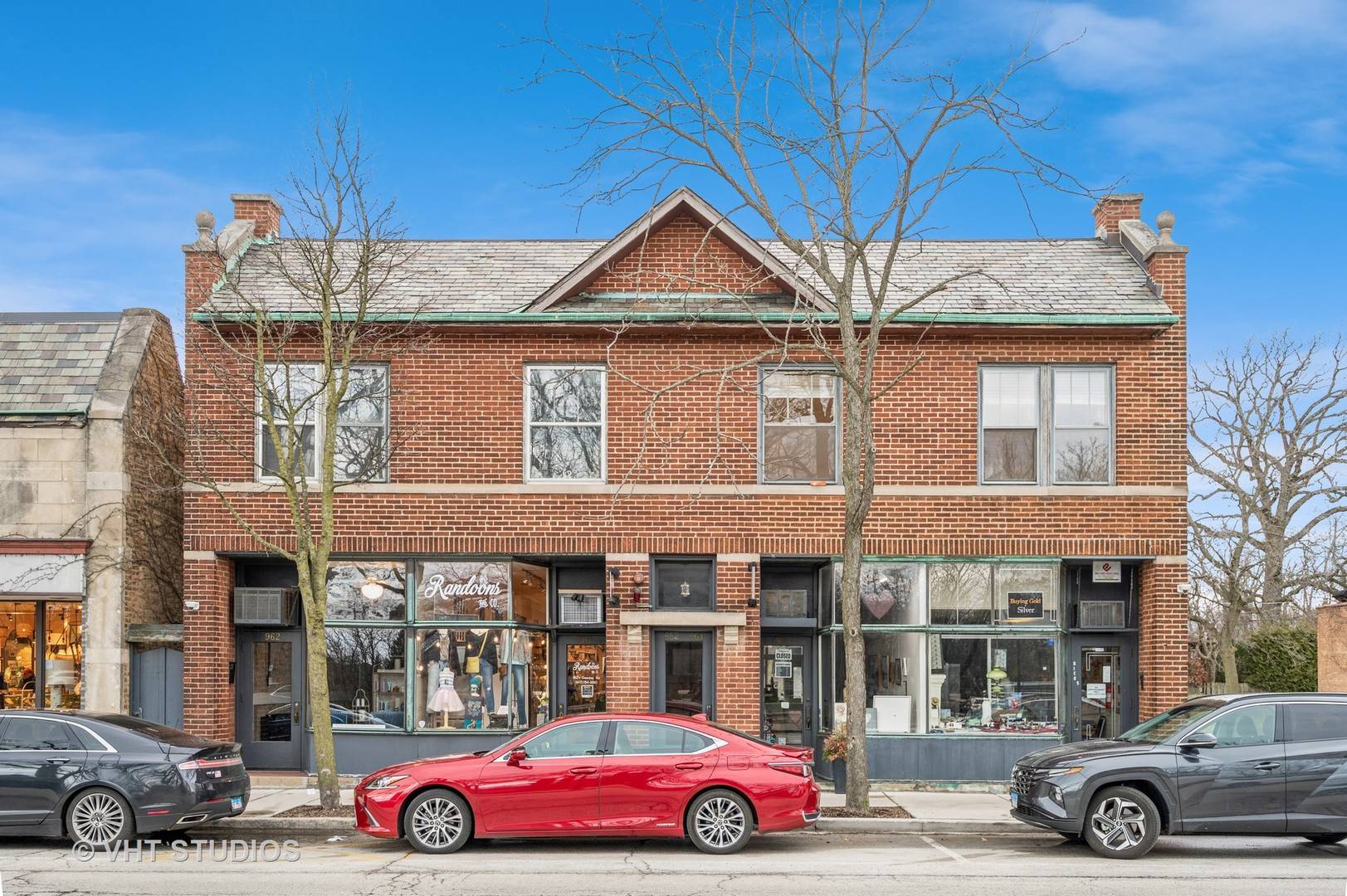 Winnetka, IL 60093,964 Green Bay Road #2N