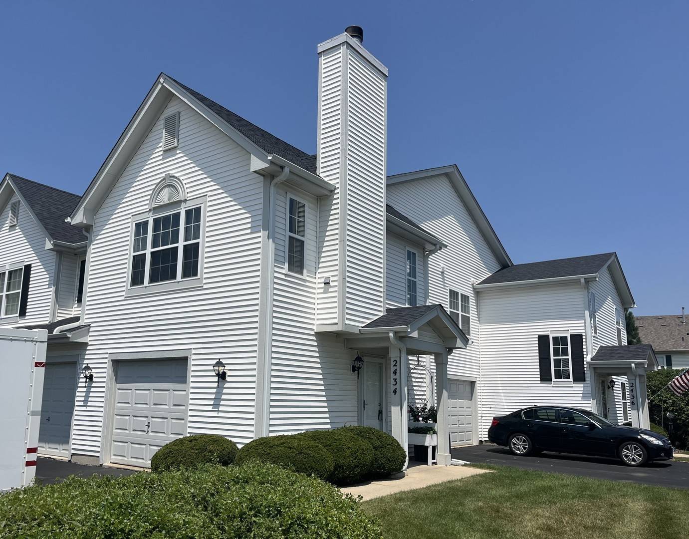 2434 Dickens Drive #2434, Aurora, IL 60503