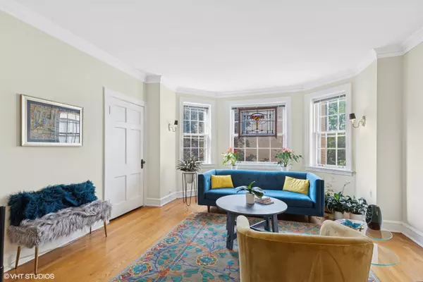 Evanston, IL 60201,1316 Maple Avenue #D3