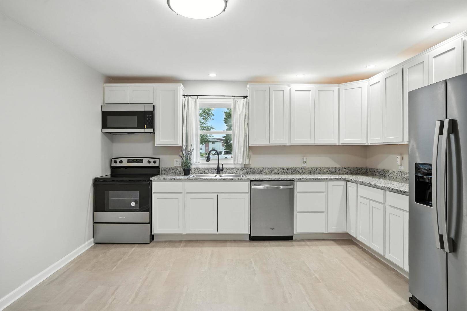 Bourbonnais, IL 60914,299 N Edgemere Court