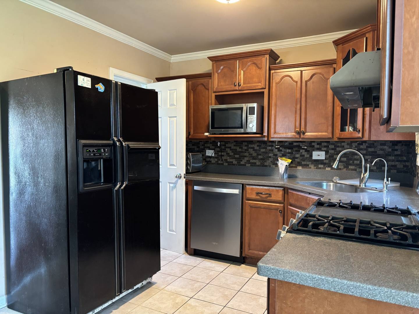 Waukegan, IL 60085,2715 W Ridgeland Avenue