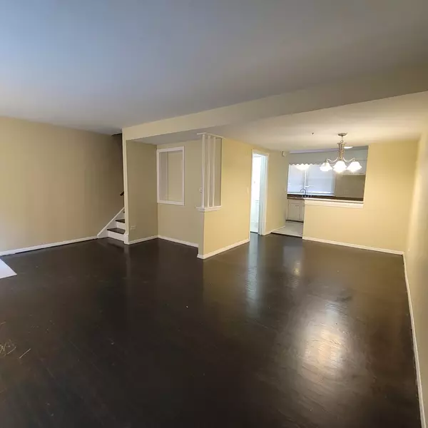 Zion, IL 60099,2110 Hebron Avenue #2110