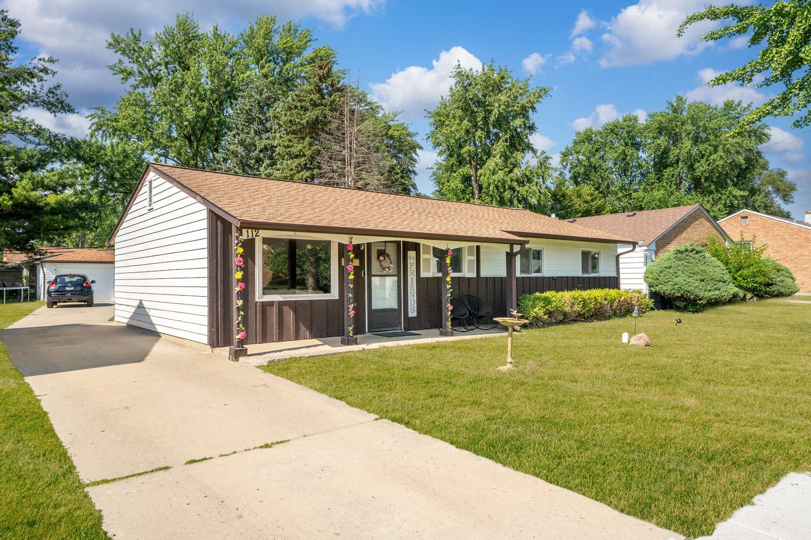 112 Cambridge Lane, Glendale Heights, IL 60139