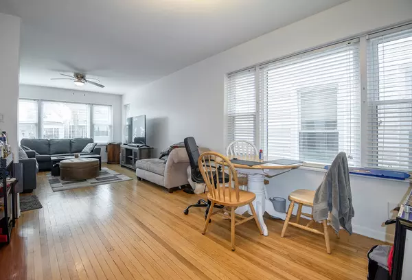 Chicago, IL 60613,3834 N Hermitage Avenue #1