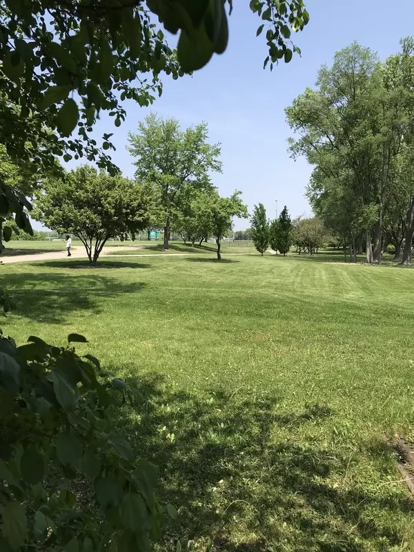 Mount Prospect, IL 60056,1326 W Central Road