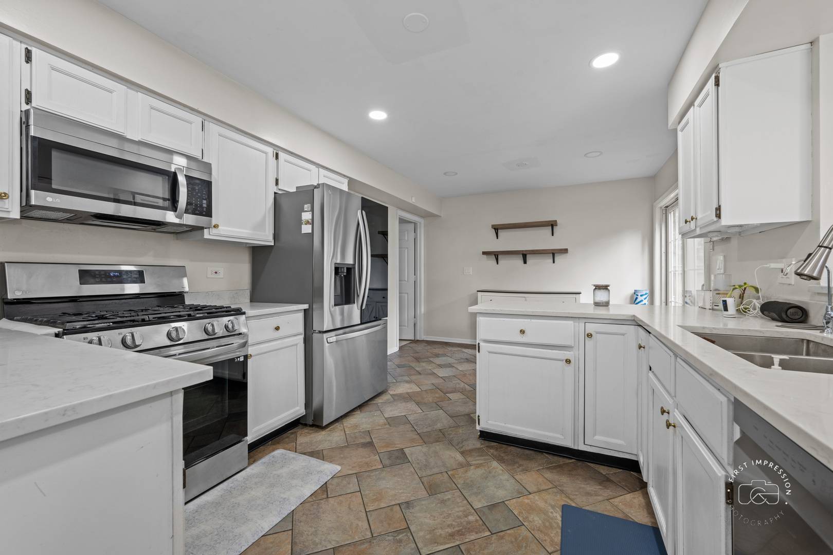 Arlington Heights, IL 60004,2023 N Stanton Court