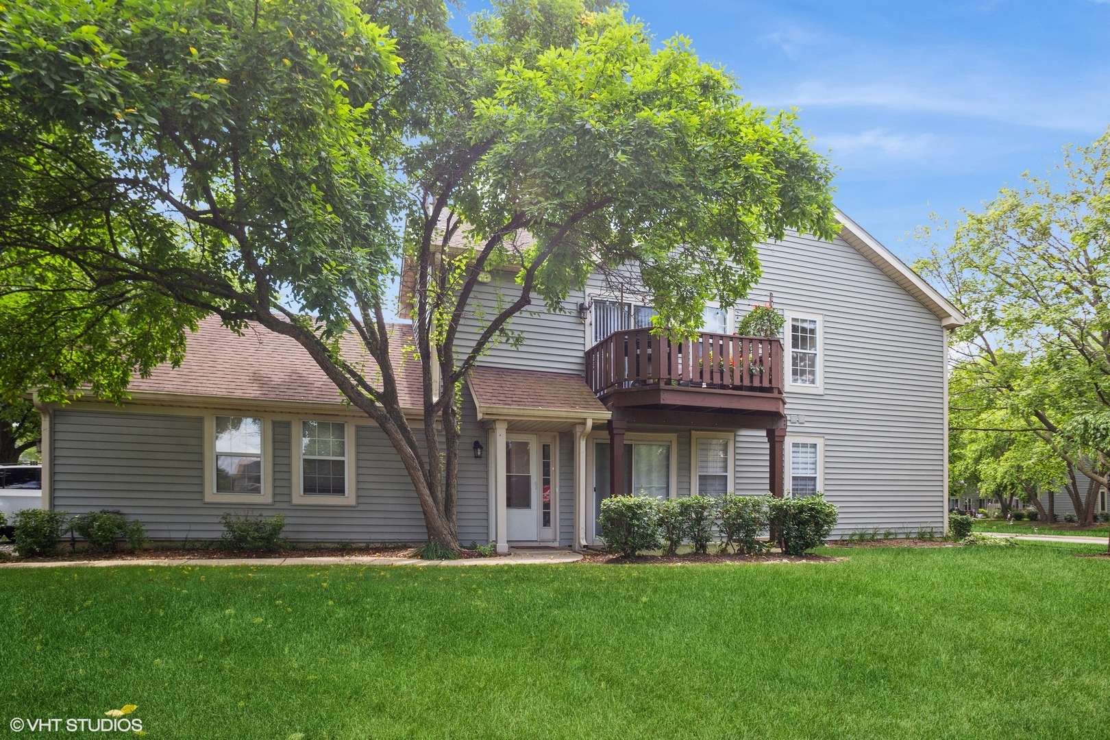 1051 Rockport Drive #1051, Carol Stream, IL 60188