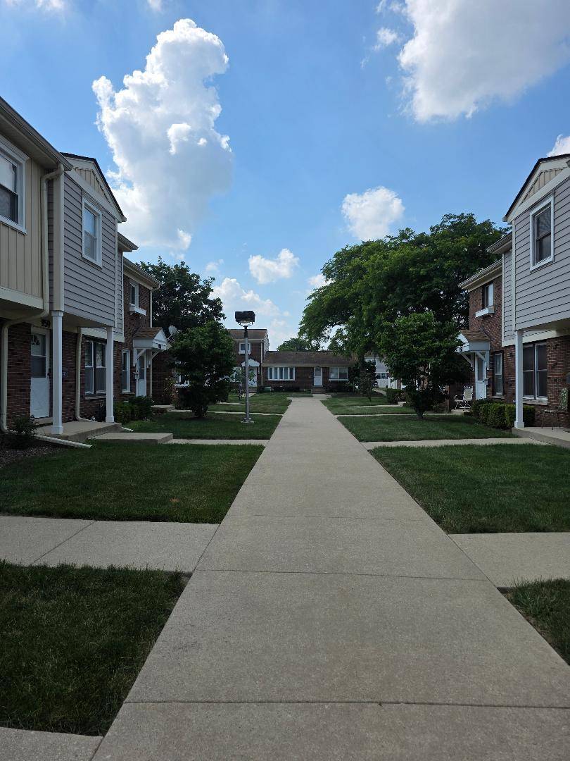 Wood Dale, IL 60191,264 Bay Street