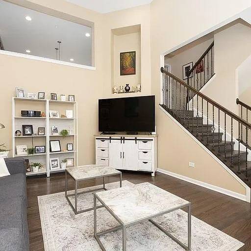 Naperville, IL 60564,2942 Madison Drive