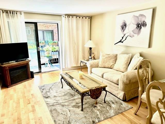 Chicago, IL 60707,2317 N Neva Avenue #106A
