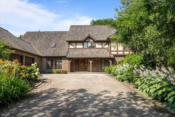 Lake Forest, IL 60045,510 BUENA Road