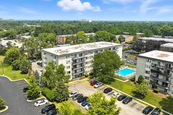 Morton Grove, IL 60053,5510 LINCOLN Avenue #501