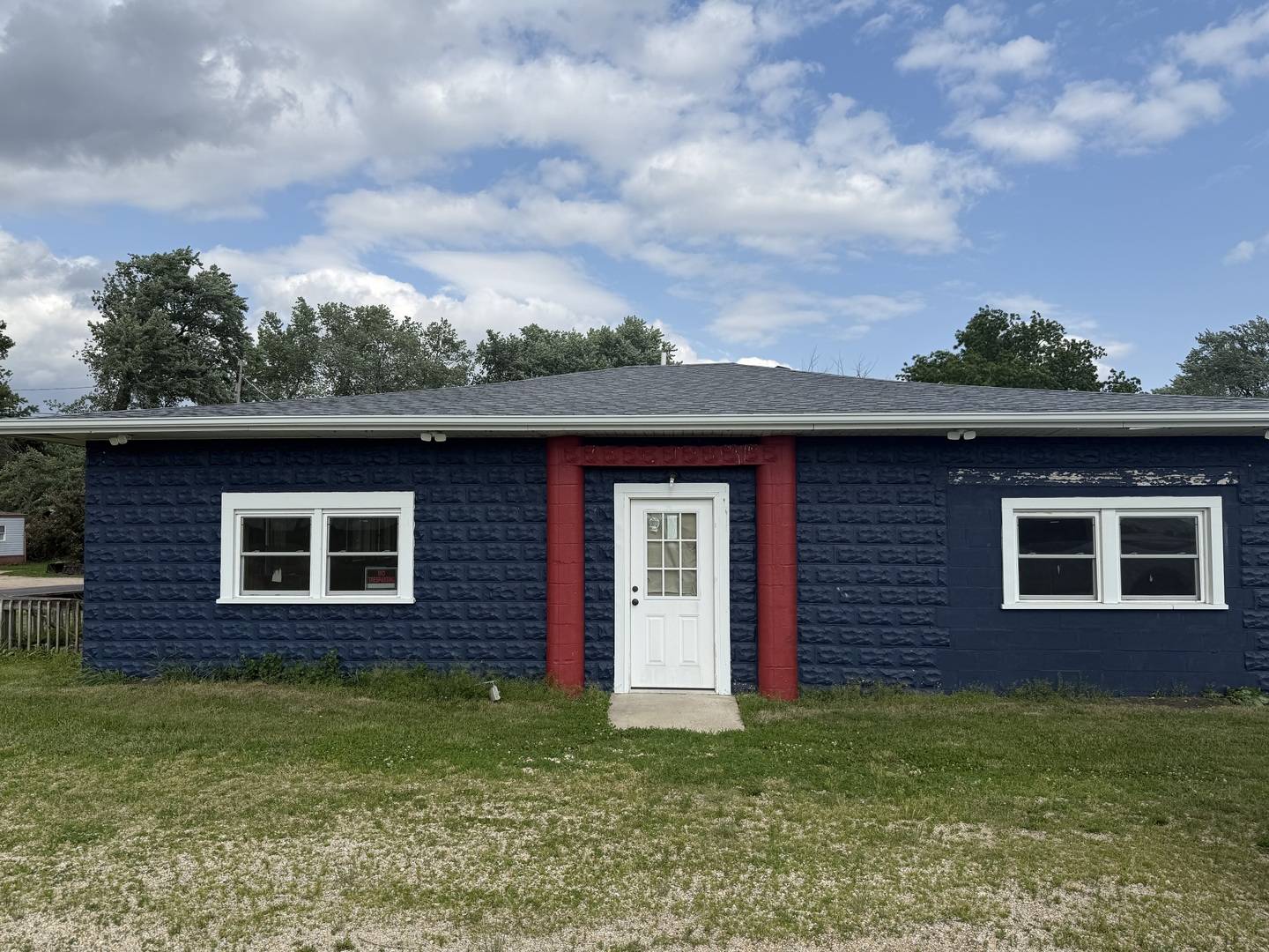 758 State Route 251, Compton, IL 61318