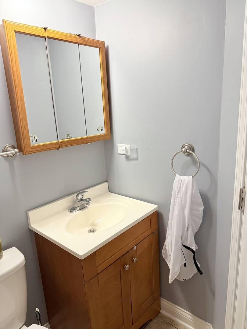 Lyons, IL 60534,4620 Fishermans Terrace #GE