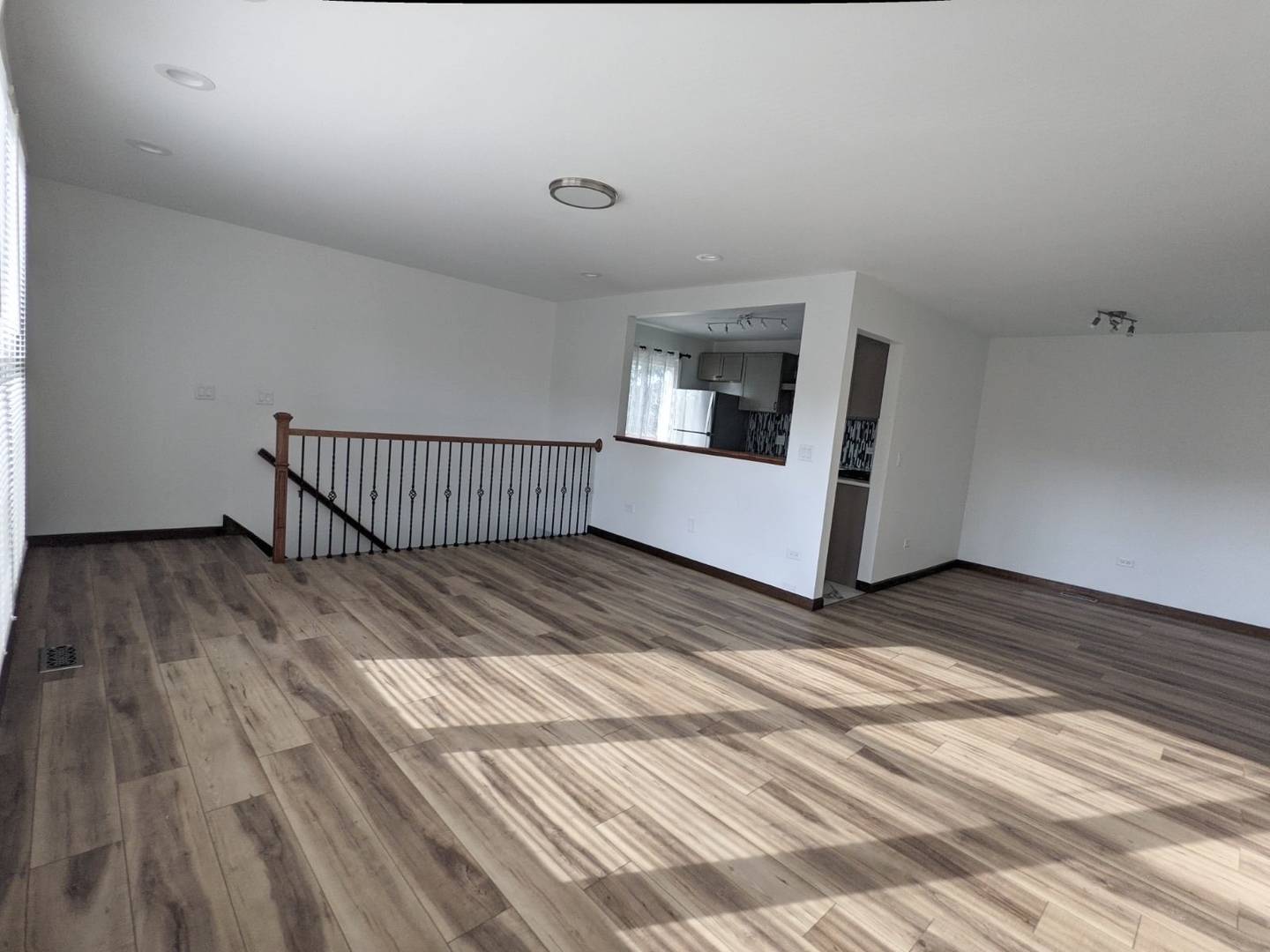 Schaumburg, IL 60193,1063 Glouchester Harbor #1063