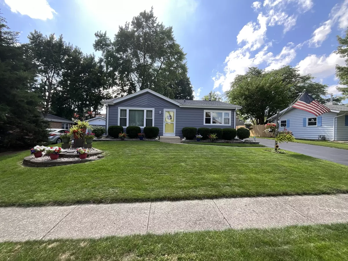 South Elgin, IL 60177,46 Bunkerhill Avenue
