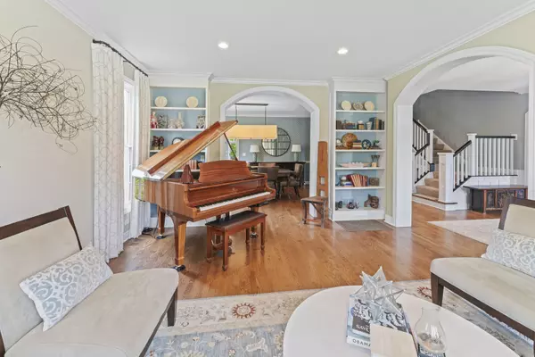 Glenview, IL 60026,1546 Midway Lane