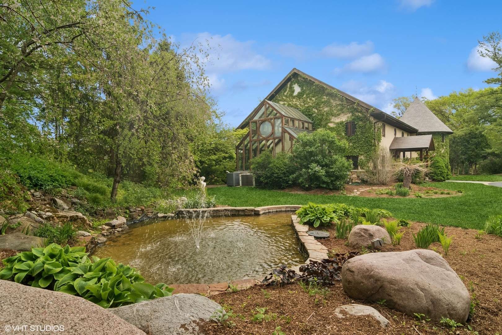 Barrington Hills, IL 60010,236 Steeplechase Road
