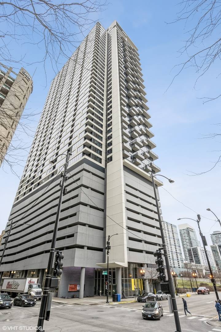 235 W VAN BUREN Street #1705, Chicago, IL 60607