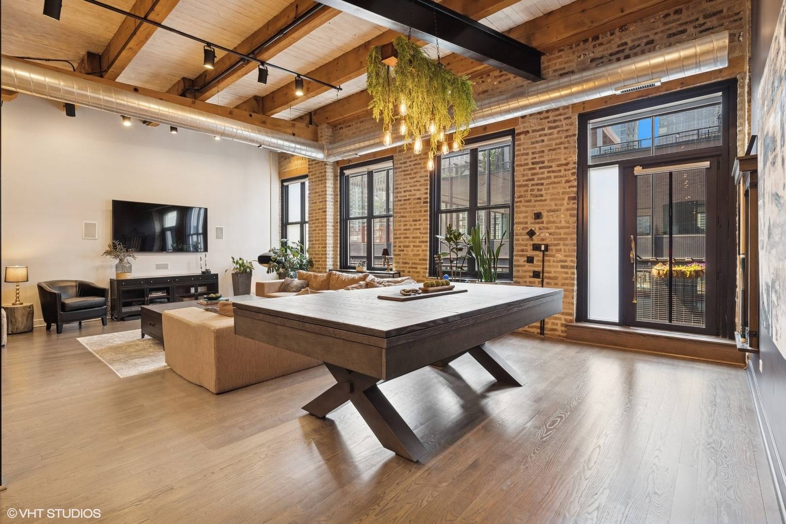 Chicago, IL 60654,154 W Hubbard Street #603