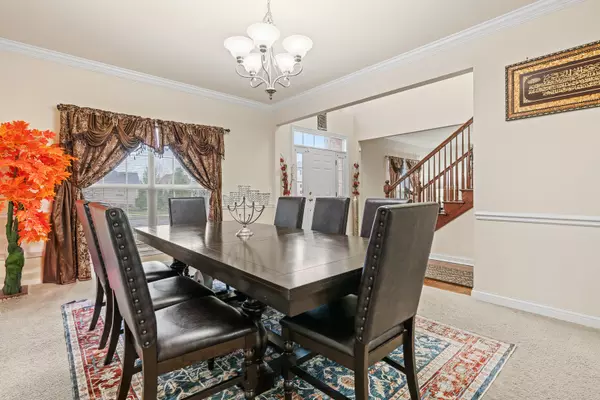 Elgin, IL 60124,173 Hibiscus Lane