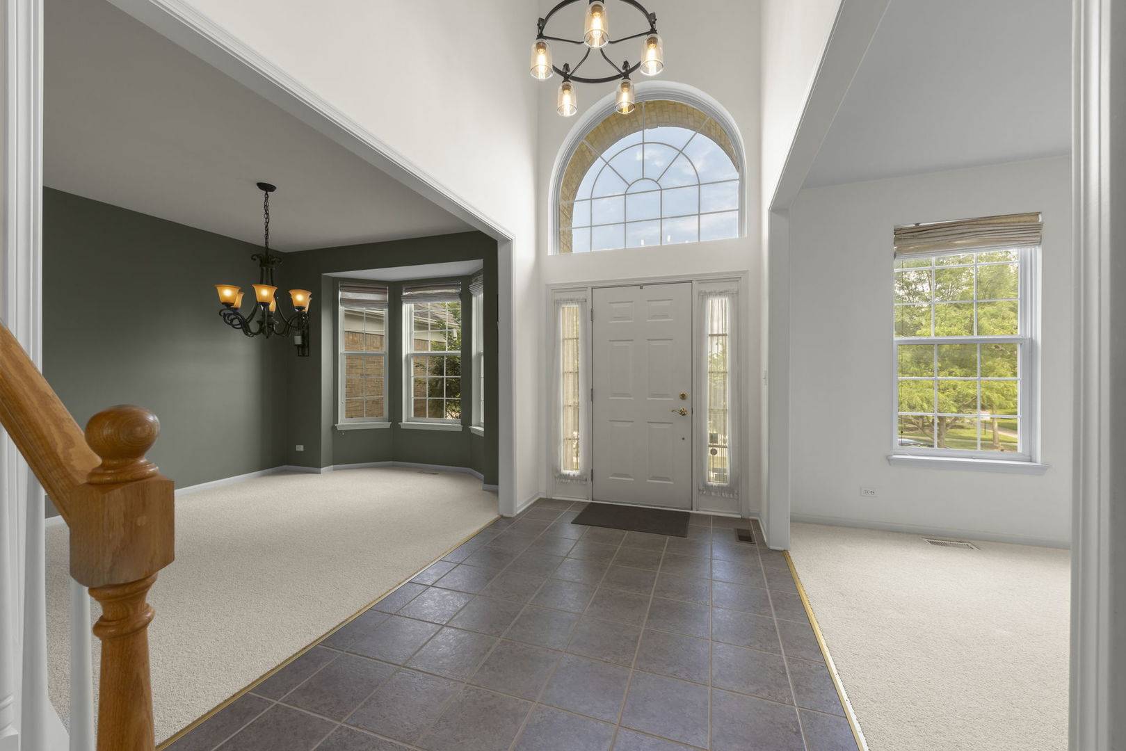 Streamwood, IL 60107,122 Rosewood Drive