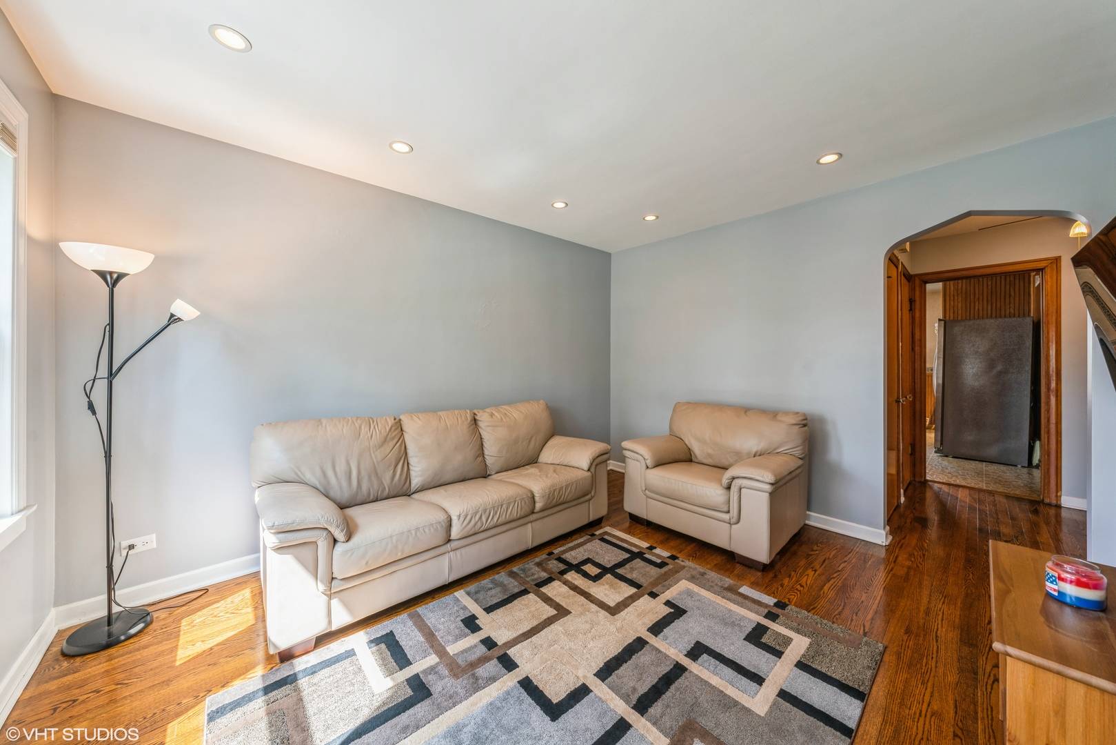 Brookfield, IL 60513,3127 Oak Avenue