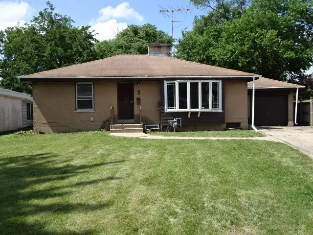 Lombard, IL 60148,3 Park Road Court