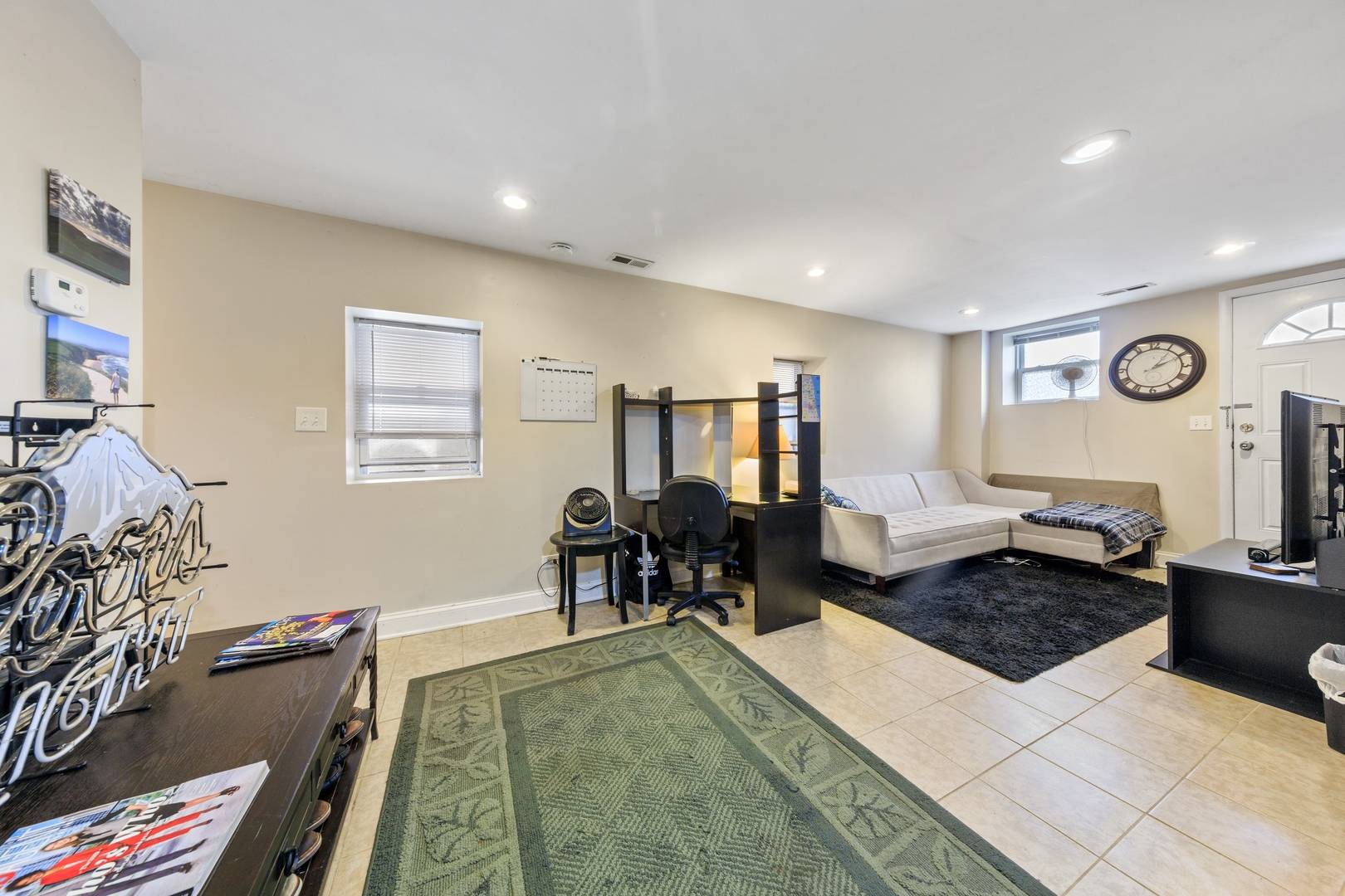 Chicago, IL 60612,921 S Oakley Boulevard #G