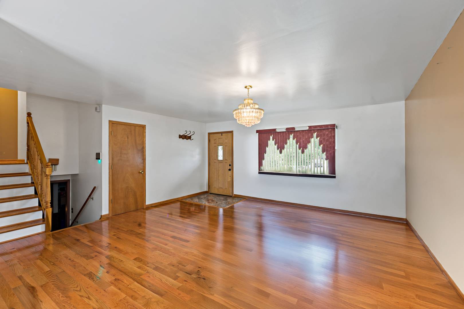Hazel Crest, IL 60429,3513 Bordeaux Court