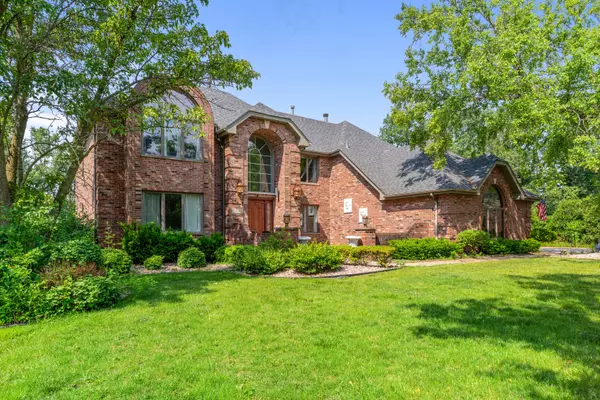 Lemont, IL 60439,13430 Red Fox Court
