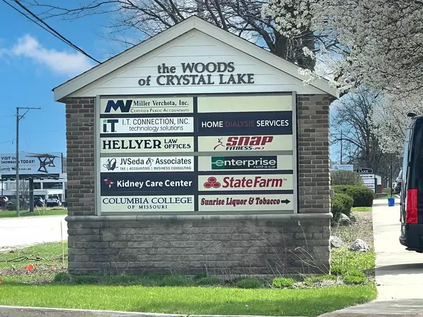 Crystal Lake, IL 60014,444 N IL Route 31 #100