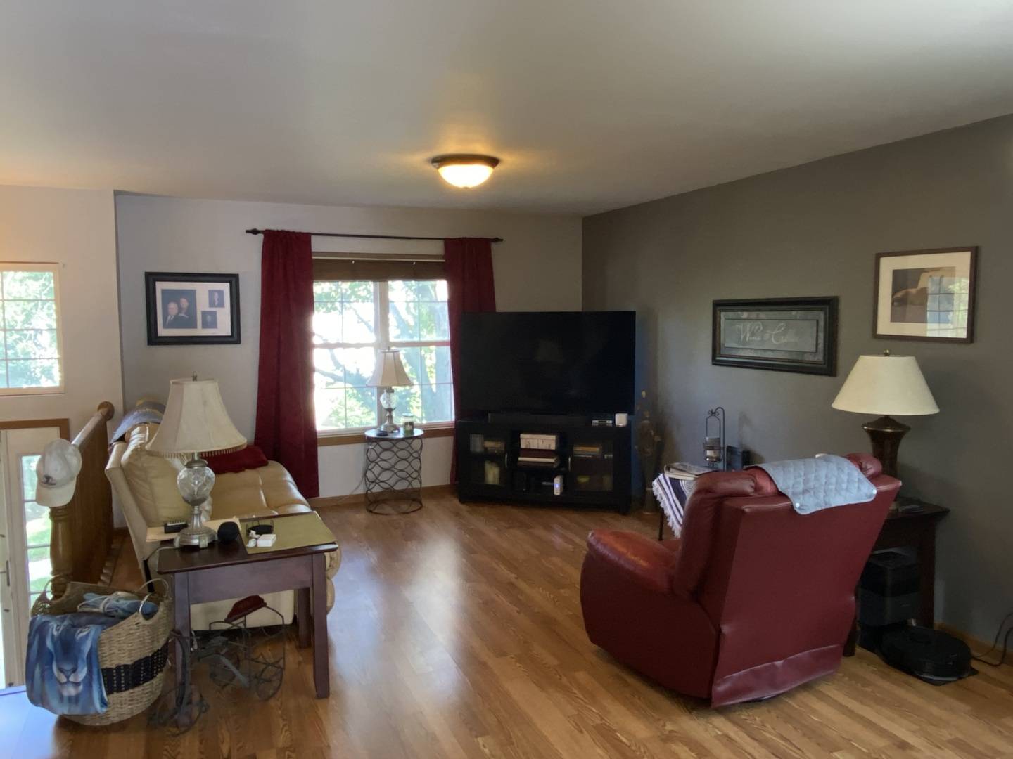 Grayslake, IL 60030,1045 Manchester Circle