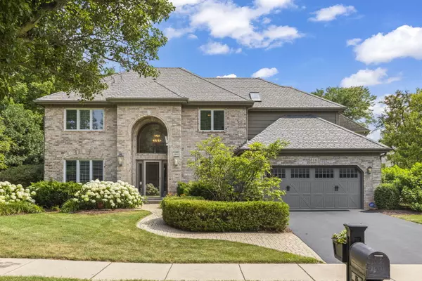 816 Spindletree Avenue, Naperville, IL 60565