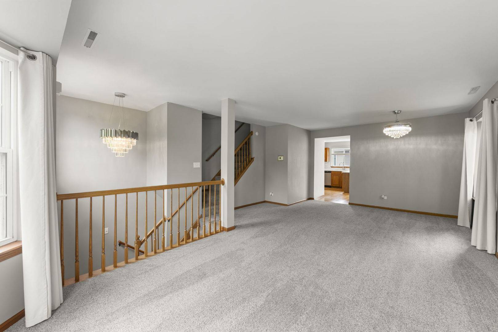 North Aurora, IL 60542,1208 Fox Hill Lane