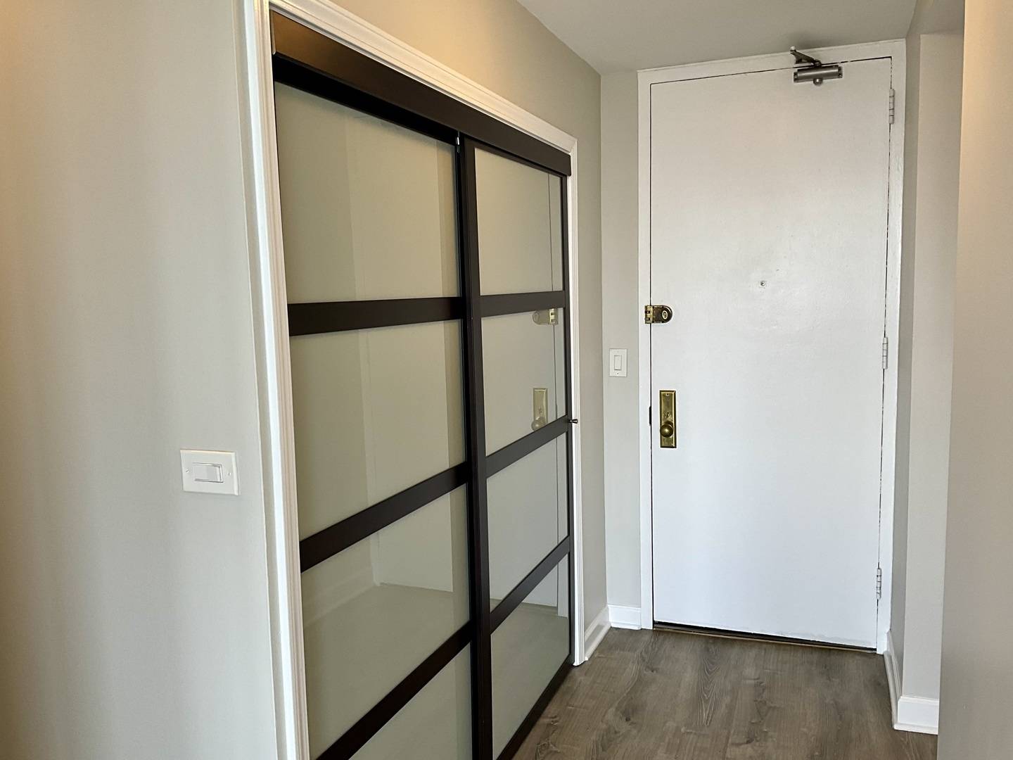 Chicago, IL 60613,655 W Irving Park Road #3105