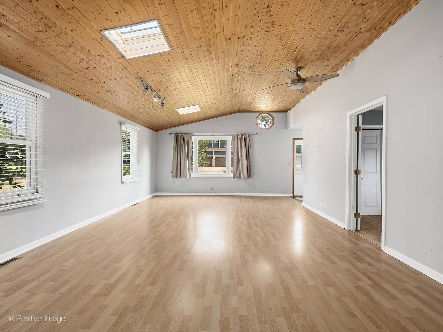 Downers Grove, IL 60515,329 5th Street