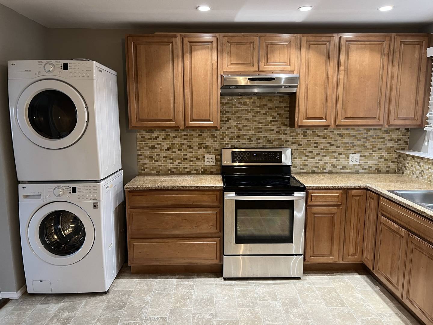 Elmhurst, IL 60126,440 N Ida Lane