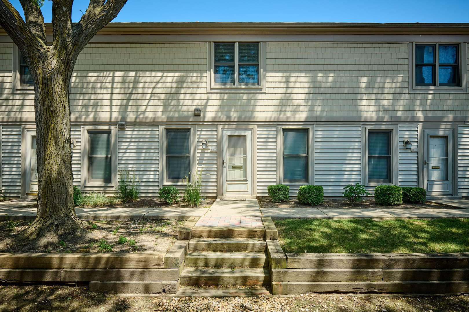 1832 BRISTOL WALK Lane #0, Hoffman Estates, IL 60194