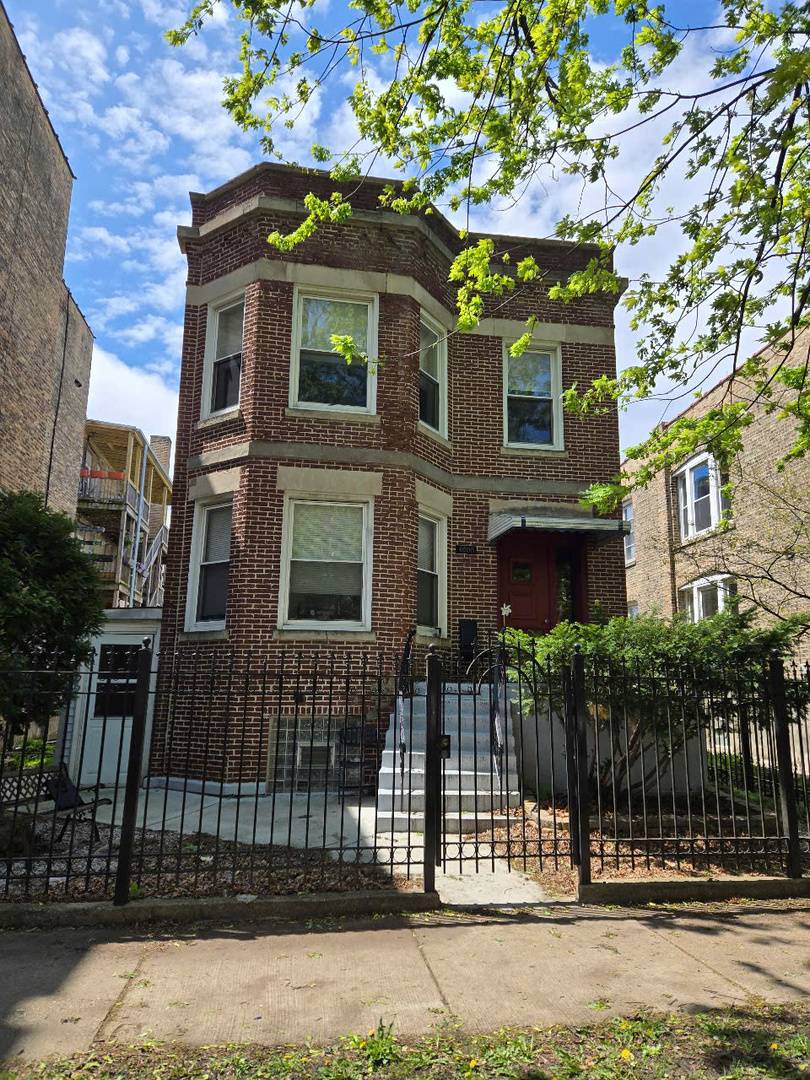 4606 N Saint Louis Avenue, Chicago, IL 60625