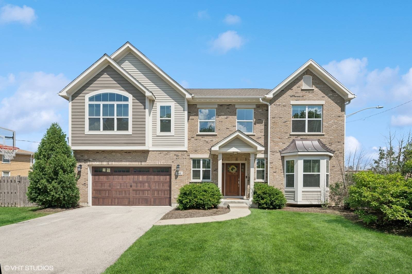 161 N Schubert Street, Palatine, IL 60067