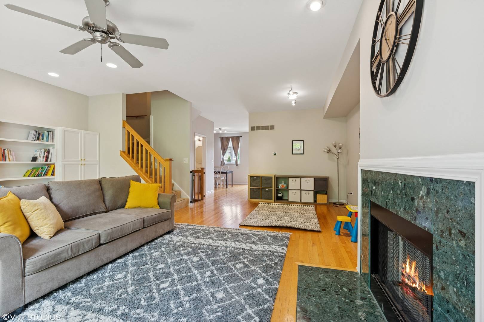 Chicago, IL 60615,5414 S Greenwood Avenue #2