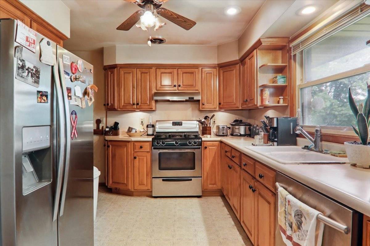 Normal, IL 61761,1108 Westview