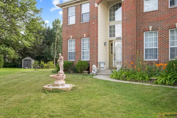 Carpentersville, IL 60110,2705 Westwood Circle