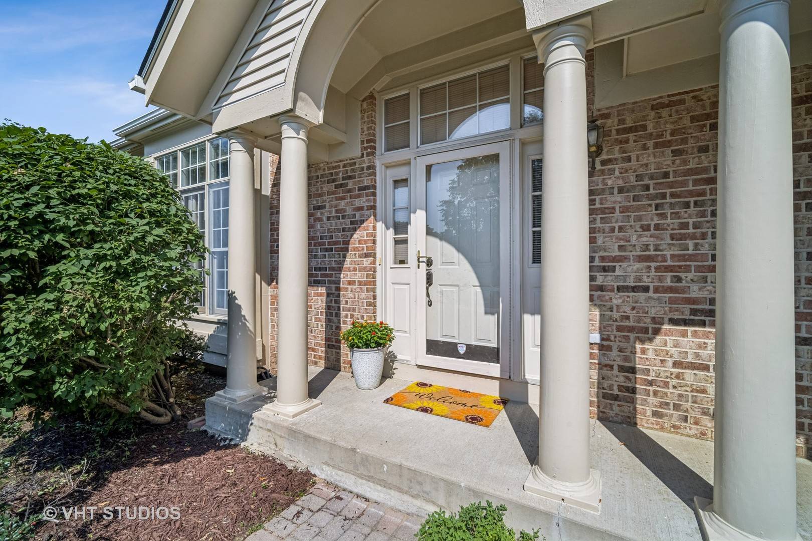 Lake Zurich, IL 60047,1139 Oxford Lane
