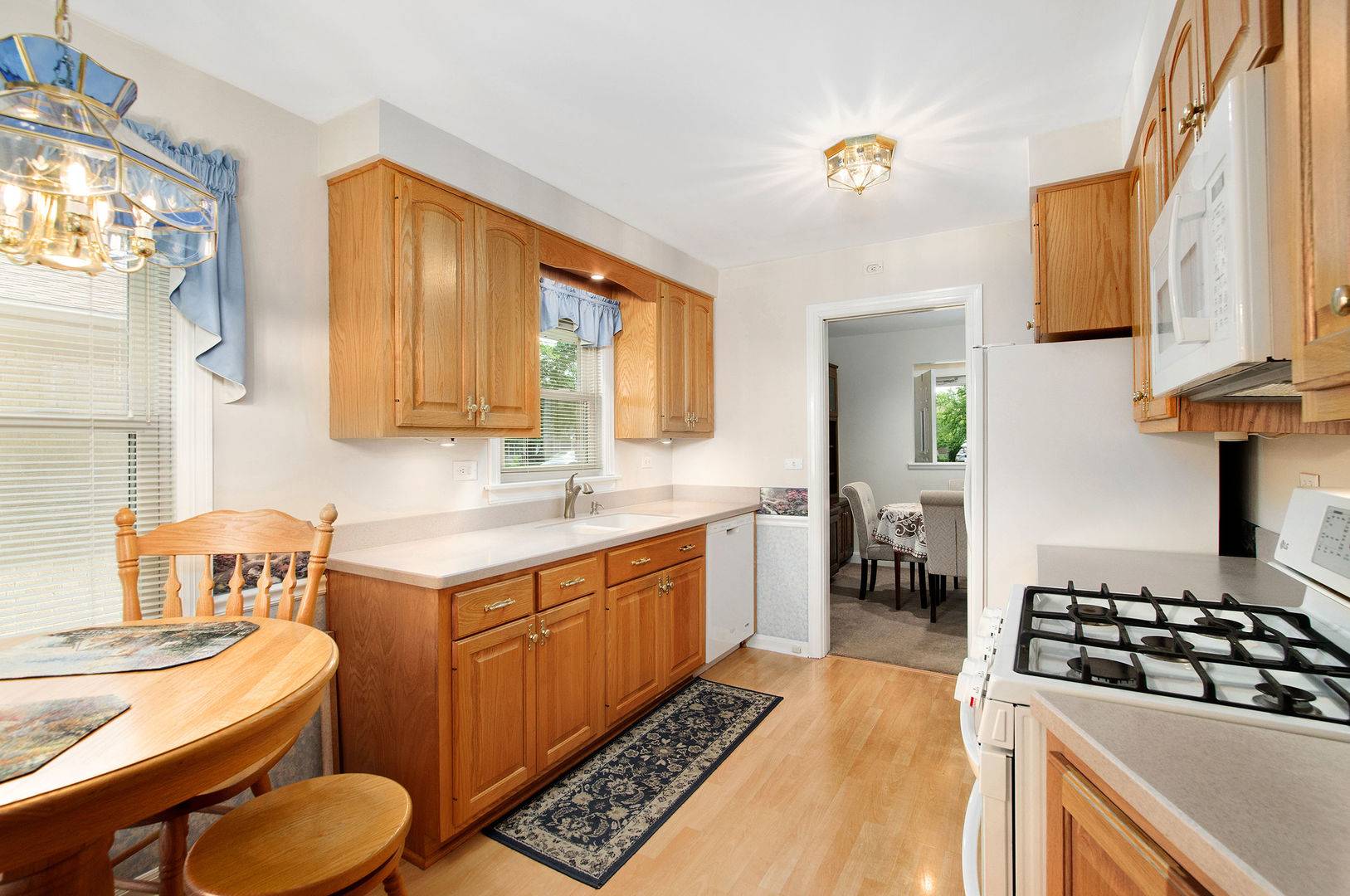 Mount Prospect, IL 60056,404 N Elmhurst Avenue