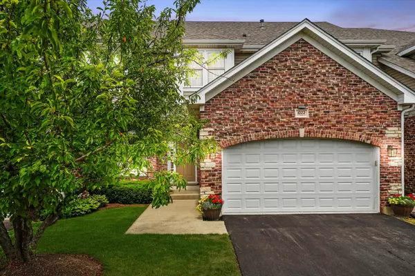 Palatine, IL 60067,1022 W Bogey Lane