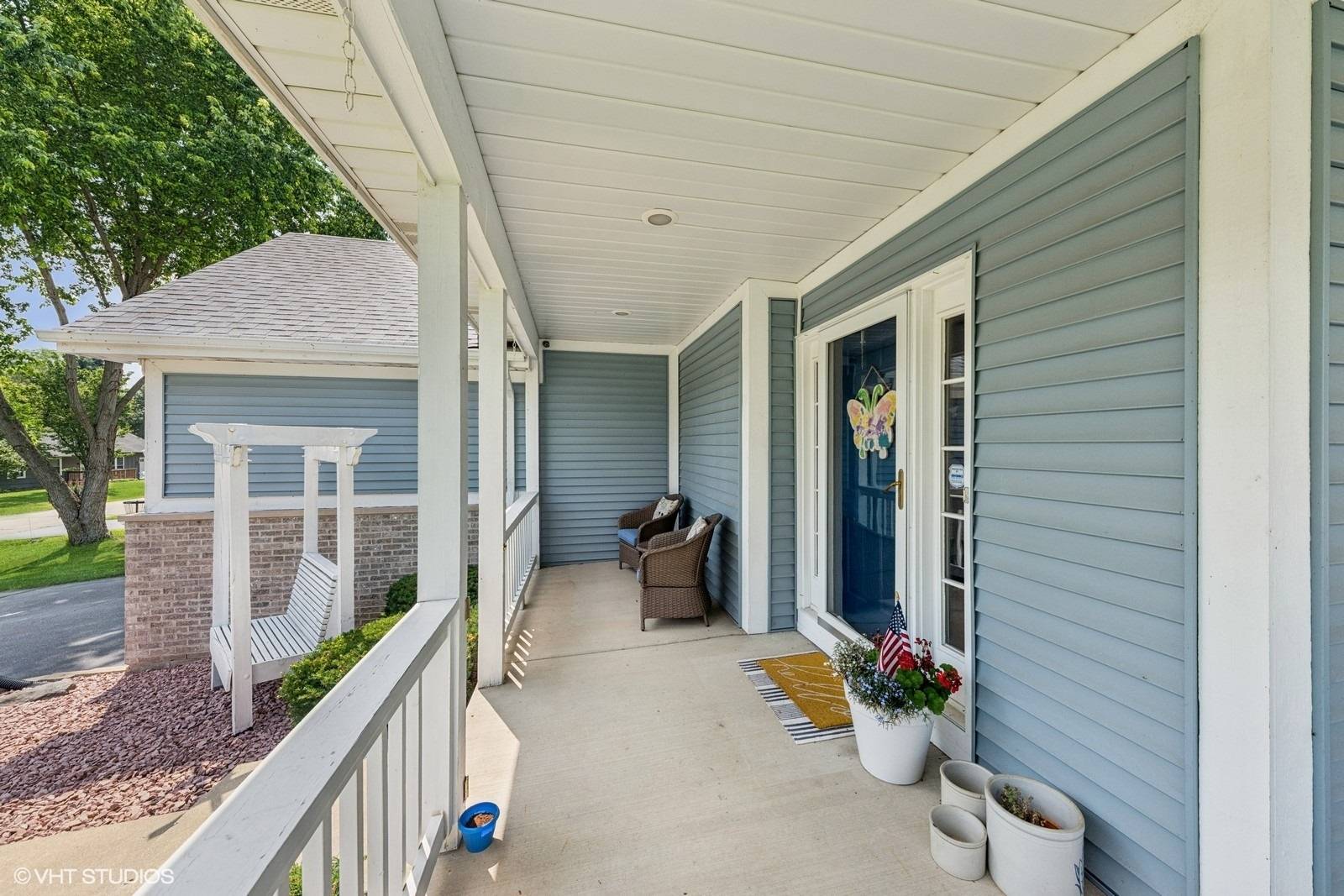 Richmond, IL 60071,5408 W Valley Drive