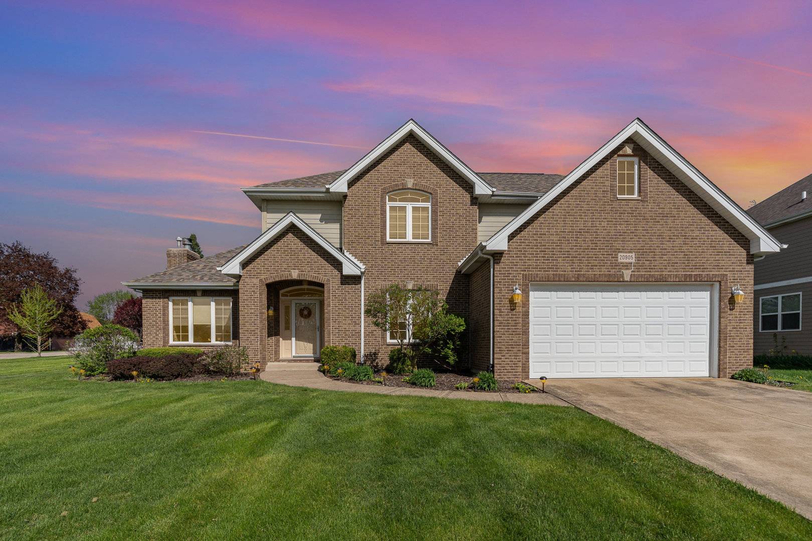 20905 Lakewoods Lane, Shorewood, IL 60404