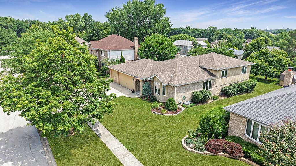 Lemont, IL 60439,94 Doolin Street